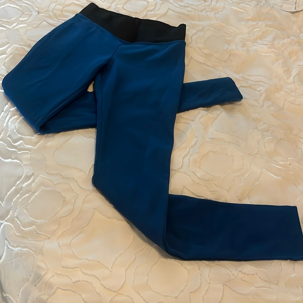 Leggings with elastic waist band
